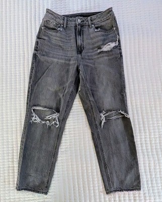 American Eagle Mom Jean 8 Short Gray Light Wash Distressed 100% Cotton High Rise