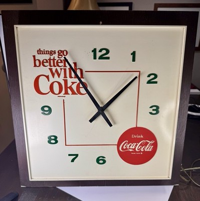 Vintage Coca-Cola Wall Clock  Things Go Better with Coke  Kirby-Cogeshall-Smith 