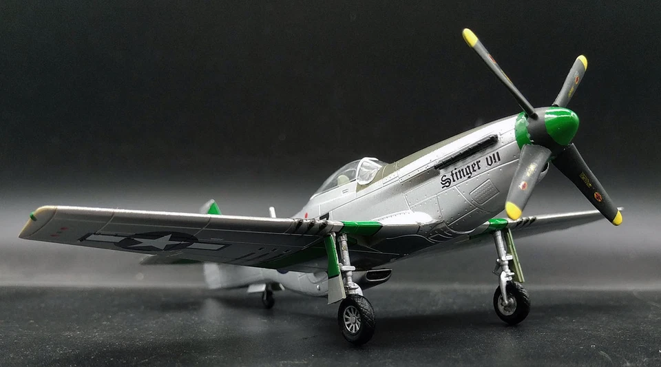 WWII P-51D Mustang 45FS 15FG 1945 aircraft 1/72 plane no diecast Easy model - Image 2 of 4