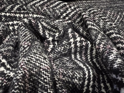 Wool Blend Heavyweight Bouclé Fabric, Per Metre - Check - Charcoal & Pink - 第 3/3 張圖片