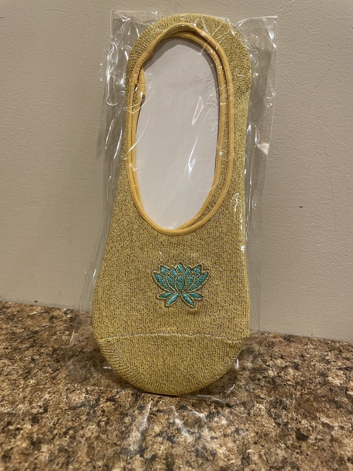 SAOLA Calze Disney Aladdin Jasmine No Show suola grip senza fondo antiscivolo. Nuovo.