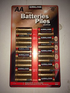 Kirkland Signature Aa Alkaline Batteries 48 Pack New And Sealed Made In Usa 96619227389 Ebay