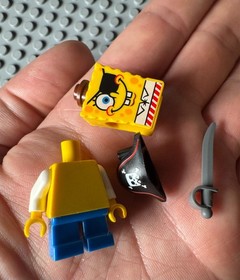 LEGO SPONGEBOB SQUAREPANTS -- SPONGEBOB PIRATE MINIFIGURE COMPLETE 3817 BOB032