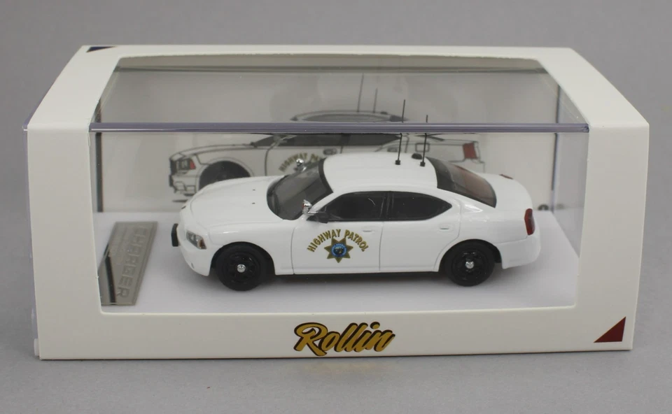 1:64 *ROLLIN DIECAST* Polar Bear #2 CALIFORNIA HIGHWAY PATROL Dodge Charger - Image 3 of 4