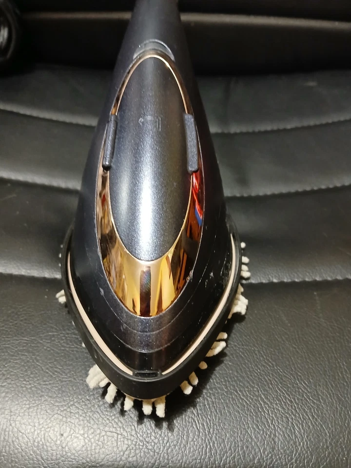 B &D Press & Steam 2-in-1 Iron and Steamer, 180% More Steam & One Temperature - Image 2 of 4