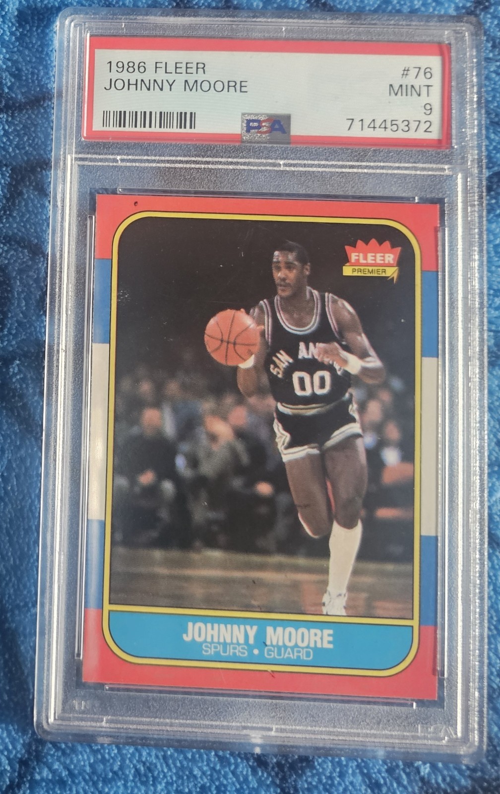 1986-87 Fleer Johnny Moore #76 PSA 9 Mint San Antonio Spurs