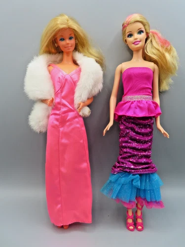 Vtg 1976 Superstar Barbie Doll With Dress fur earring dress plus fairytopia doll