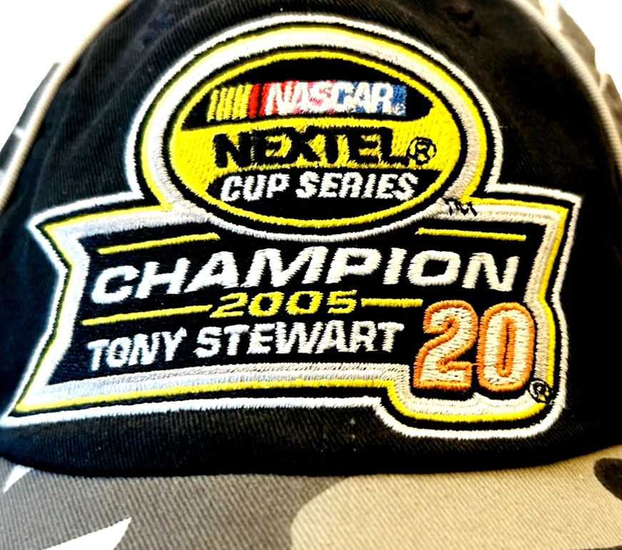NASCAR NEXTEL Cup Series Champion 2005 Tony Stewart #20 Camuflado Sombrero Persecución Marca Foto 3 de 4