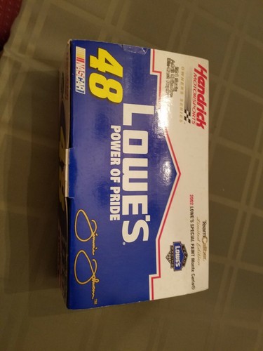 DUEÑOS DE EQUIPO CALIBRE 1:24 2002 #48 LOWES POWER OF PRIDE JIMMIE JOHNSON NOVATO NUEVO EN CAJA - Imagen 10 de 11