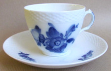 ROYAL COPENHAGEN BLUE FLOWERS BRAIDED FLAT CUPS & SAUCERS (10184)