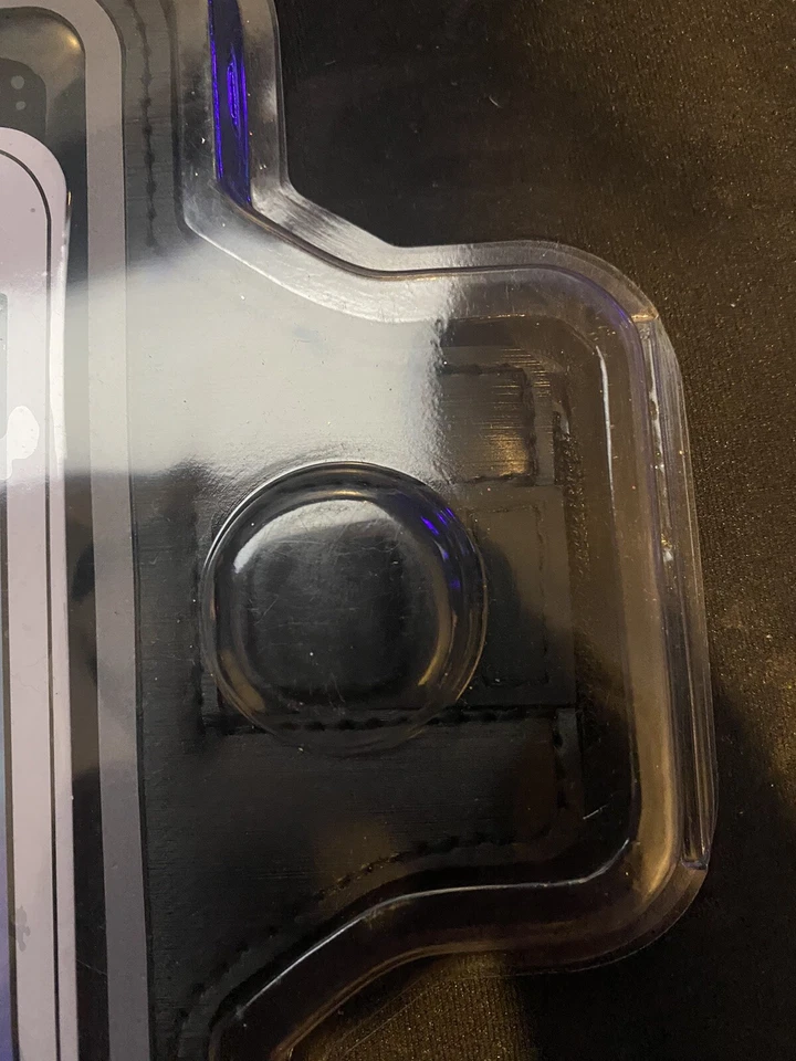 Newppon 手机 跑步臂带:带 Airpods Pro 支架 保护壳 防水 — 第 3/4 张图片