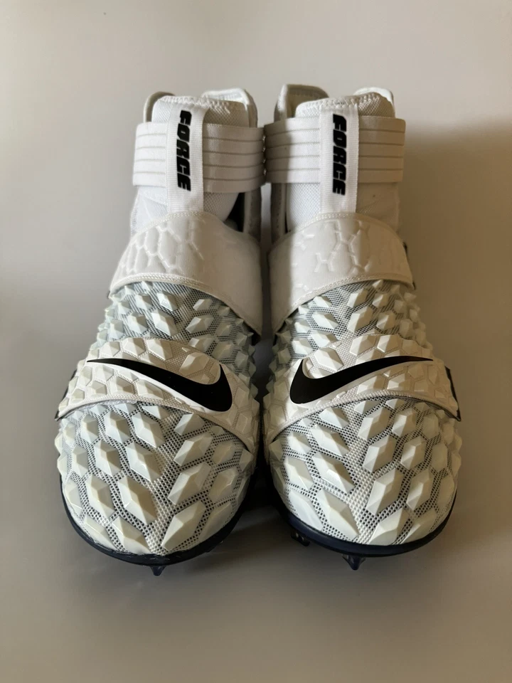 Nike Men’s 17 Force Savage Elite 2 White/Navy Lineman Football Cleats BV3962-103 - Image 4 of 4