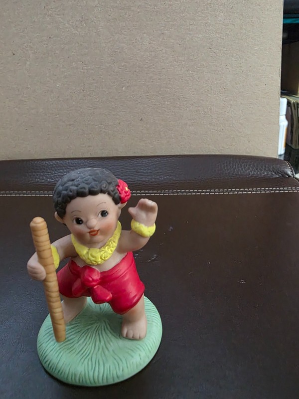 Porcelain Crafted-"ALOHA, FRIENDS!" /SIRIN-Miniature Doll Series/ [HUMMEL -LIKE]