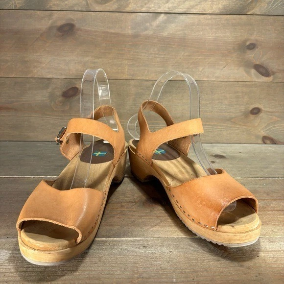 mia anja 女式 37 码鞋米色皮革露背楔形瑞典木屐 — 第 3/4 张图片