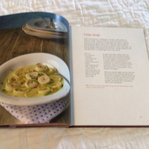 Grandama's German Cookbook Schnitzel Spatzle Marzipan Streusel Tarts Dumplings - Picture 2 of 10