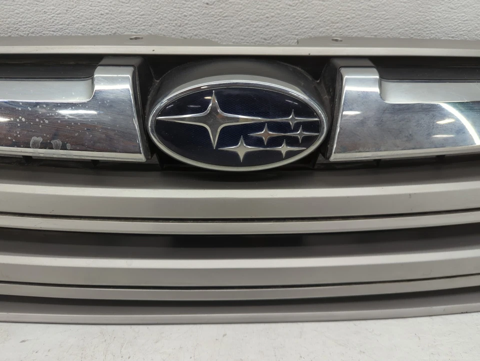 2014 Subaru Outback grade dianteira para-choque não incluído P3CI2 - Imagem 3 de 4