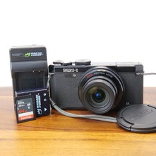 Pentax MX-1 Black 12MP Digital Camera Brass Body 6-24mm Lens BAD LENS READ