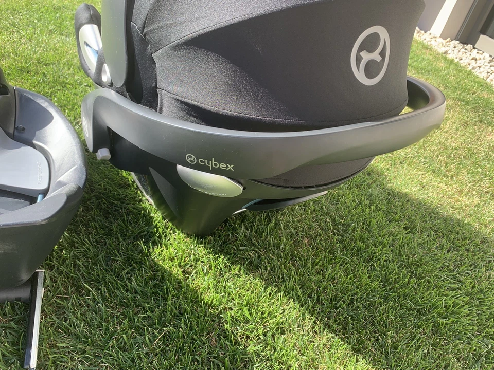 Cybex Babyschale Autositz Isofix-Base Aton Q *prof. gereinigt* - Bild 4 von 4
