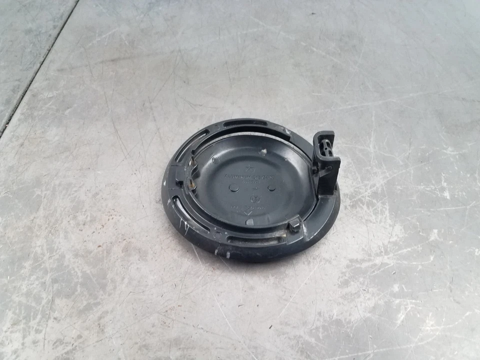 Dodge Challenger R/T 2015 puerta de combustible negra #3329 V11 Foto 4 de 4