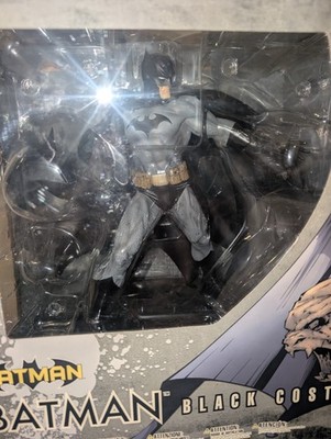 Kotobukiya Batman ARTFX Statue 12-inch Black Costume Version, 1:6