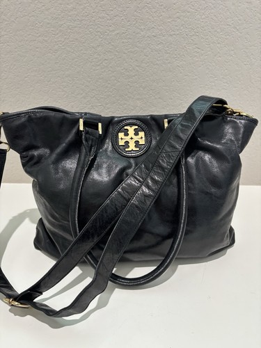 Bolso de Mano Tory Burch Dena Cuero Esmaltado Negro Correa Larga Doble Asas - Imagen 3 de 11