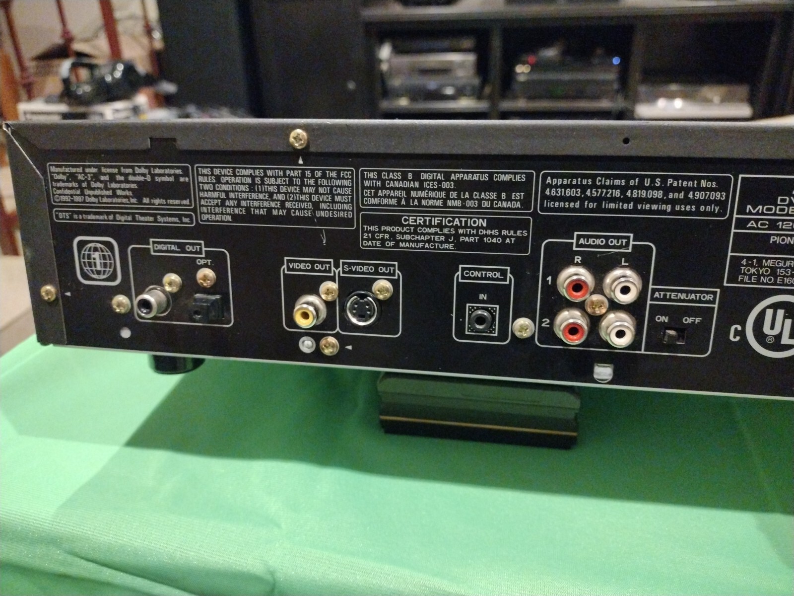 Pioneer Karaoke Player DVDV550 (AC110V, NTSC, Regiion 1, No CDG