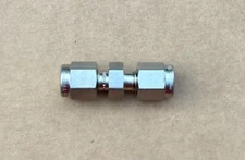 Swagelok Stainless Steel Union Fitting, 1/8" OD Tube, SS-200-6 Several Avail New