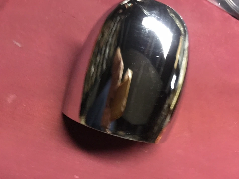 Guardabarros trasero Packard 300-400 1951-52 cubierta cromada 422470 nuevo de stock Foto 2 de 3