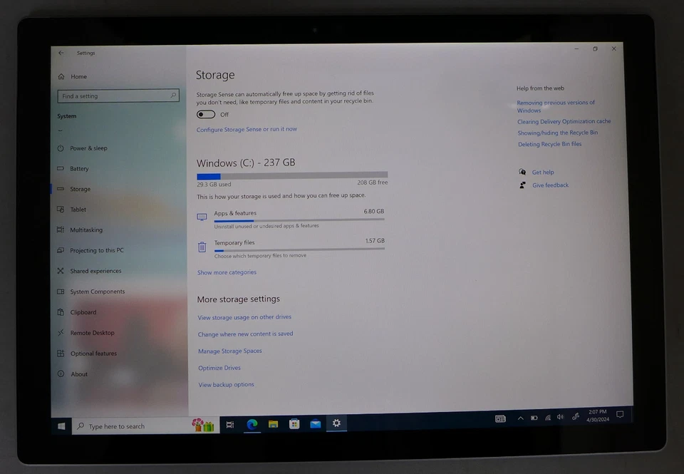 Microsoft Surface Pro 4, Silver, 13", i5, 8GB, 256GB - Screen Flickers - Image 3 of 4