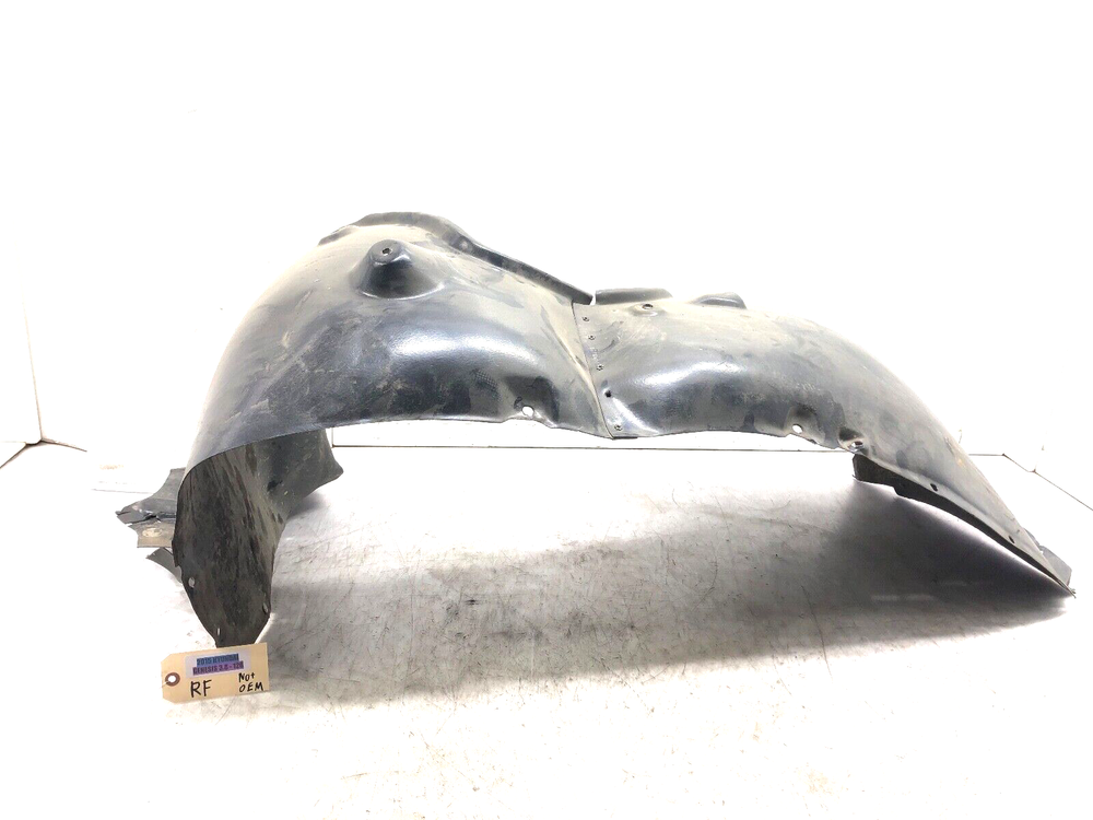 2015-2017 Hyundai Genesis G80 Right Passenger Front Fender Liner
