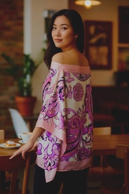 Vintage XOXO 100% Silk Vibrant Kaftan Women's Blouse Top Cover Up One Size