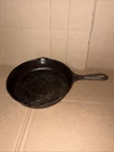 Vintage Wagner Ware #6 Cast Iron Skillet 1056V 9"