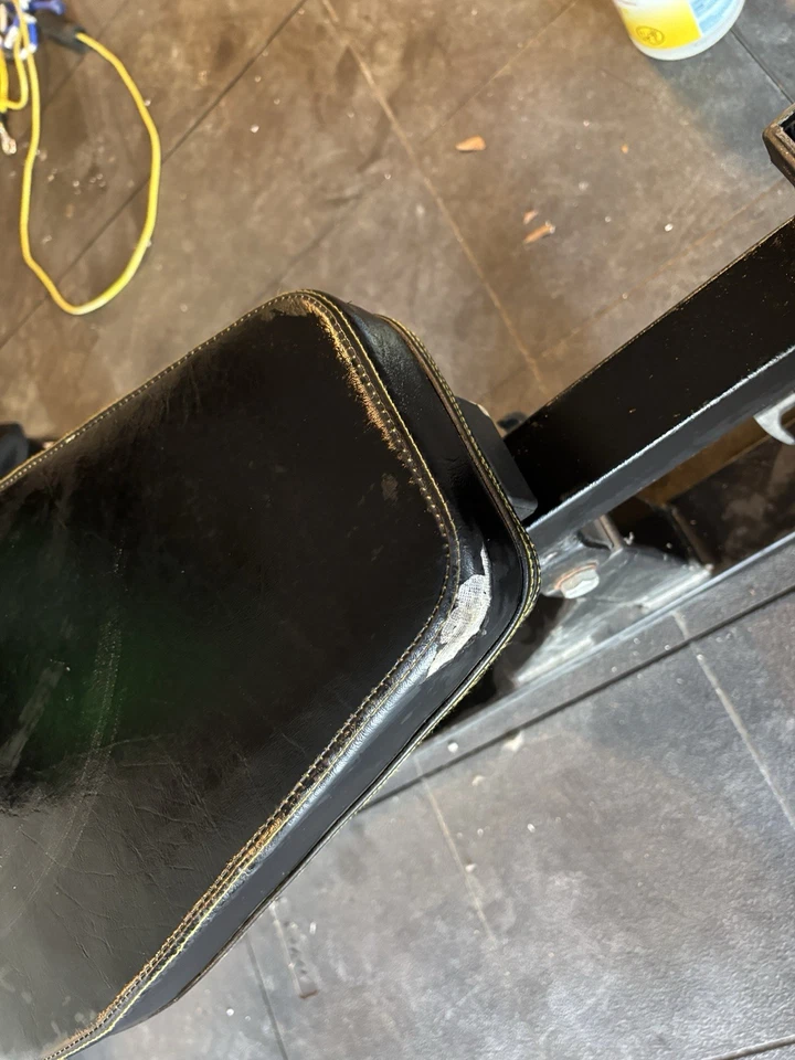 Powertec Strength Banco de Prensa de Banca Ajustable Olímpico, Usado, Recogida Local NY Foto 3 de 4