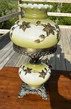Vintage 1973 L&L WMC Hurricane Lamp Green/White Brass Floral 15” Tall Pre-Owned