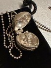 RARE 925 Sterling Silver Warner Bros Marvin Martian Hinged Globe Locket Pendant — photo 5