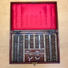 Brillenbestimmungskasten Refraktionskasten Antik 