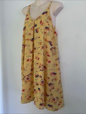Lucy & Laurel sleeveless vibrant yellow Floral Print Sundress 10