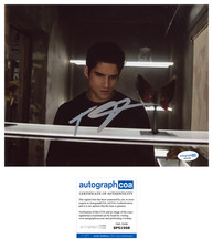Tyler Posey 'Teen Wolf' Signed 8x10 Photo 'Scott McCall' ACOA