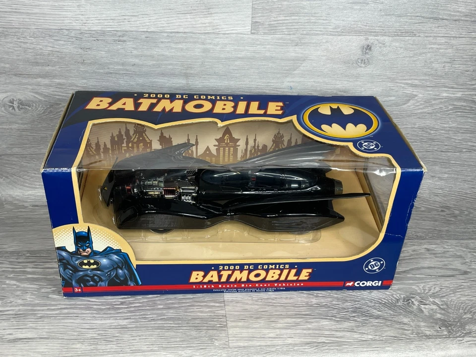 Corgi 2005 Batman, Batmobile 2000,  1:18 Scale Die Cast - Image 4 of 4