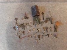 Mixed Lot Vintage Keys Skeleton Small Lock Box Miscellaneous Keys