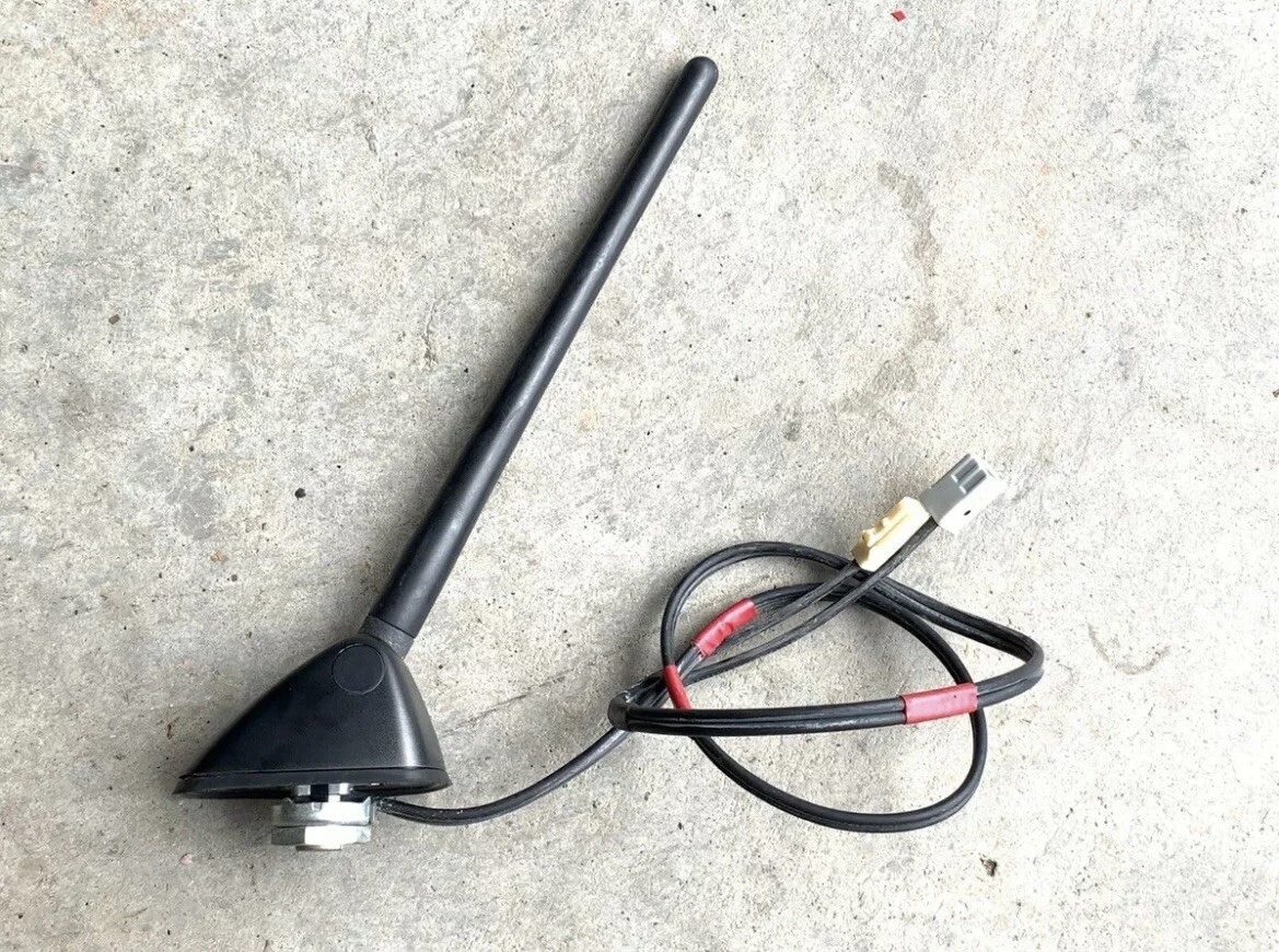 2008 2015 SCION XB 2008 2012 XD Radio Roof Mast Pillar Antenna