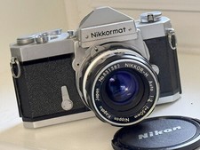 Nikon Vintage Camera Appareil photo Nikkormat + Lens Objectif Nikkor 50mm f/2