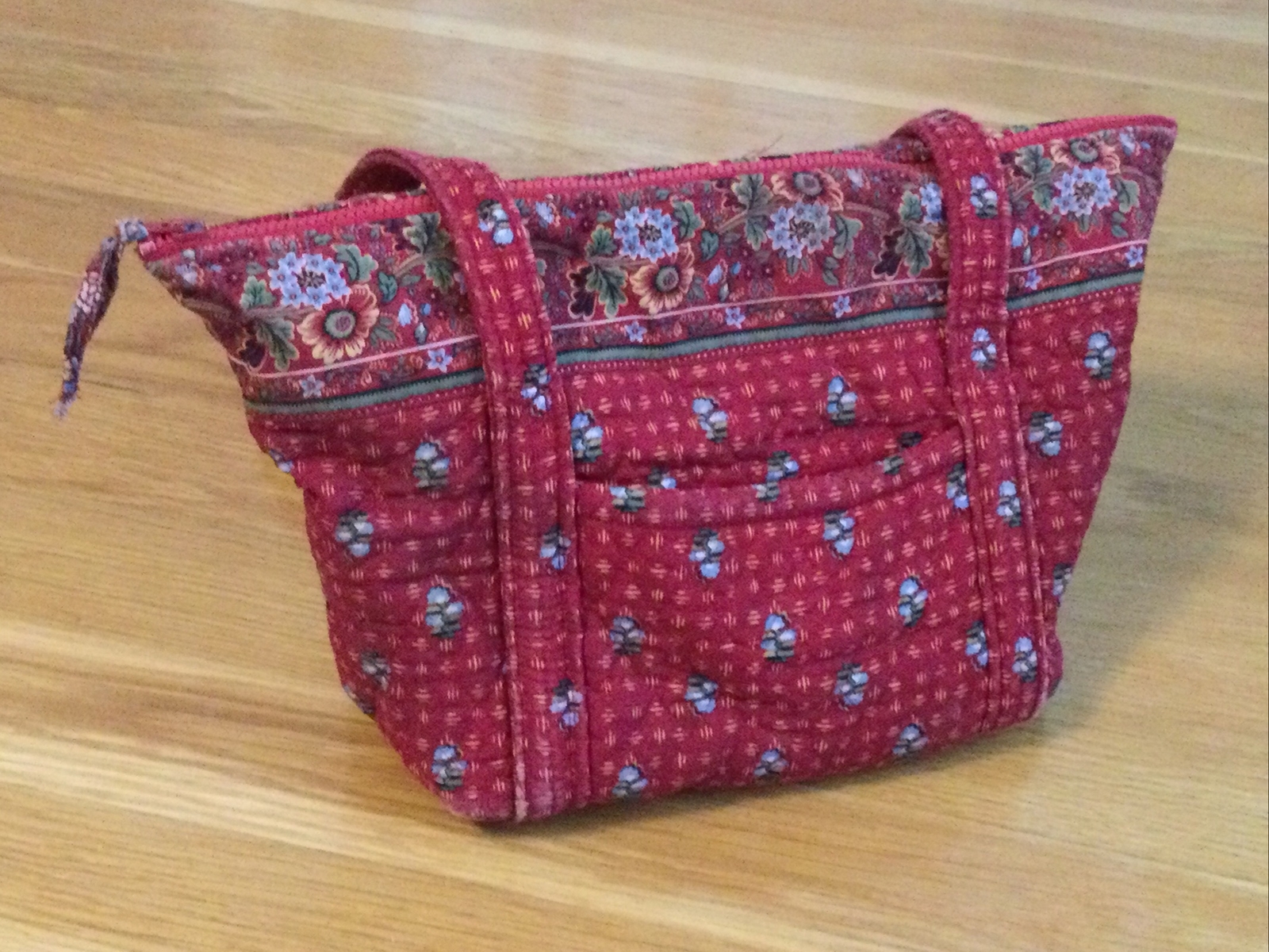 Vintage Retired Vera Bradley Miller Tote Bag in “Red Provencial” As Is Purse