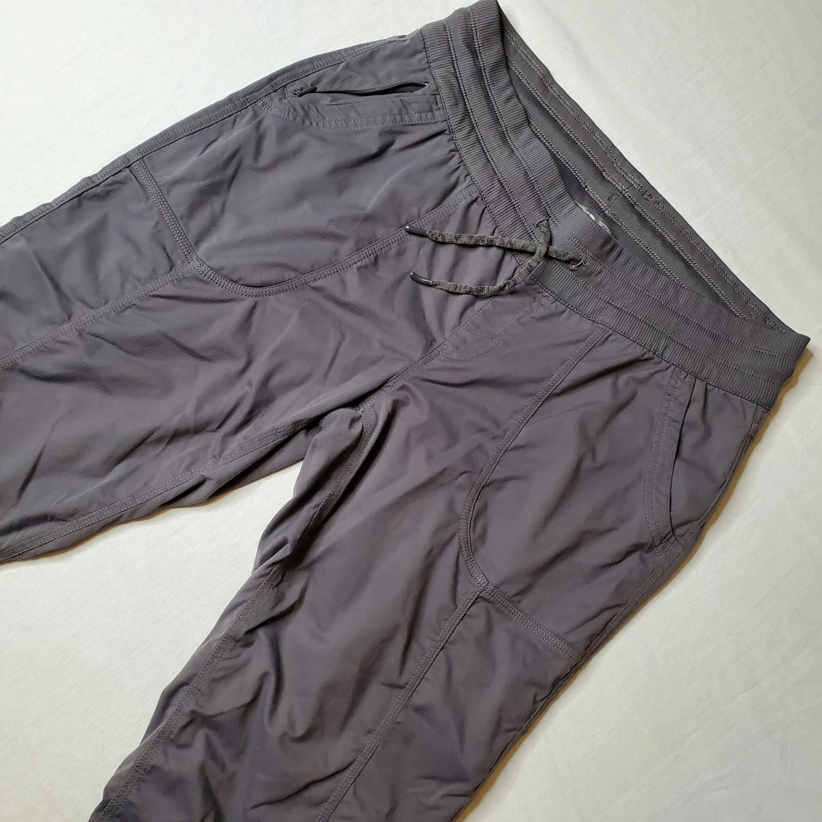 The North Face Women s Size L Aphrodite 2.0 Capri Pants Drawstring