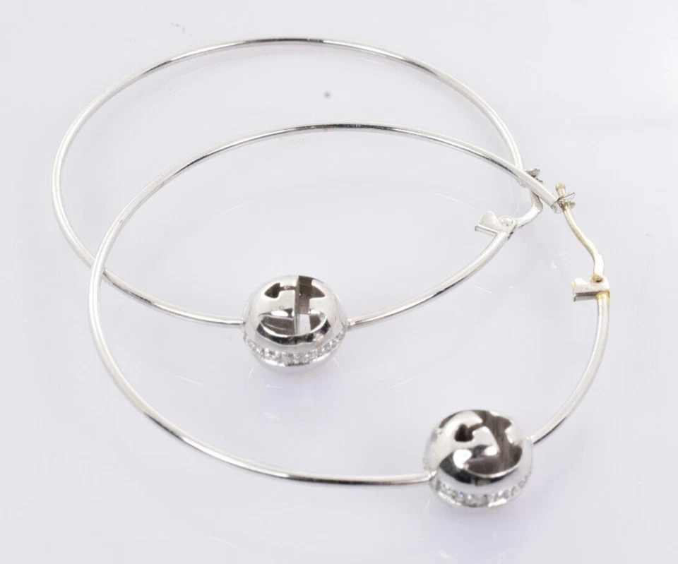 Gucci Diamond Hoop Earrings in 18k White Gold - Image 2 of 4