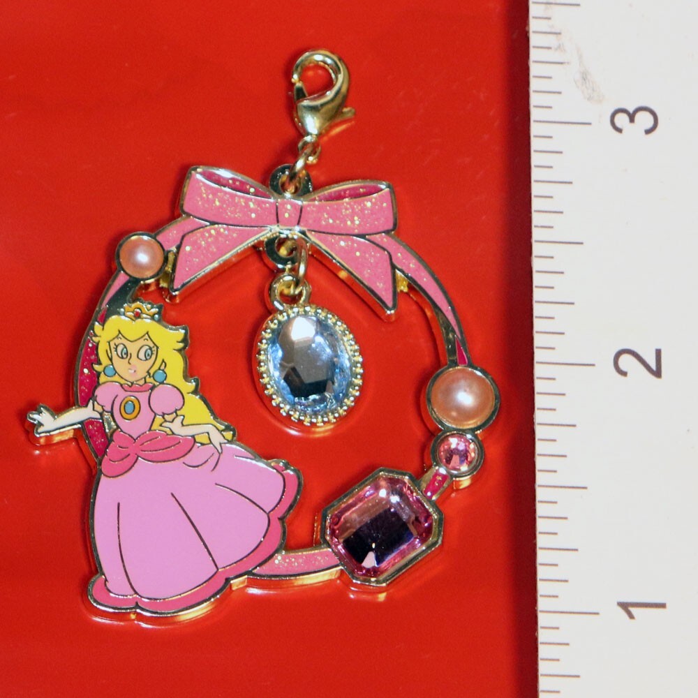 Nintendo Tokyo プリンセスピーチ　オーナメント SUPER NINTENDO WORLD Princess Peach Metal Charm Keychain USJ JAPAN