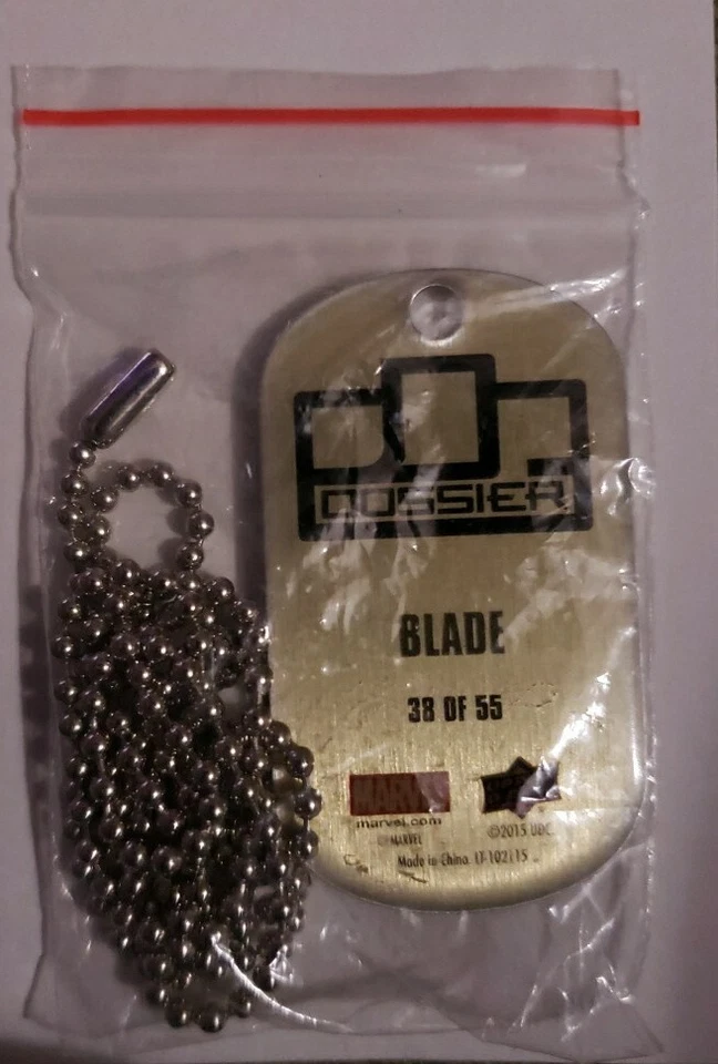 Collar con etiqueta de perro Blade 38 of 55 Marvel Dossier (2016 Upper Deck) Foto 2 de 4