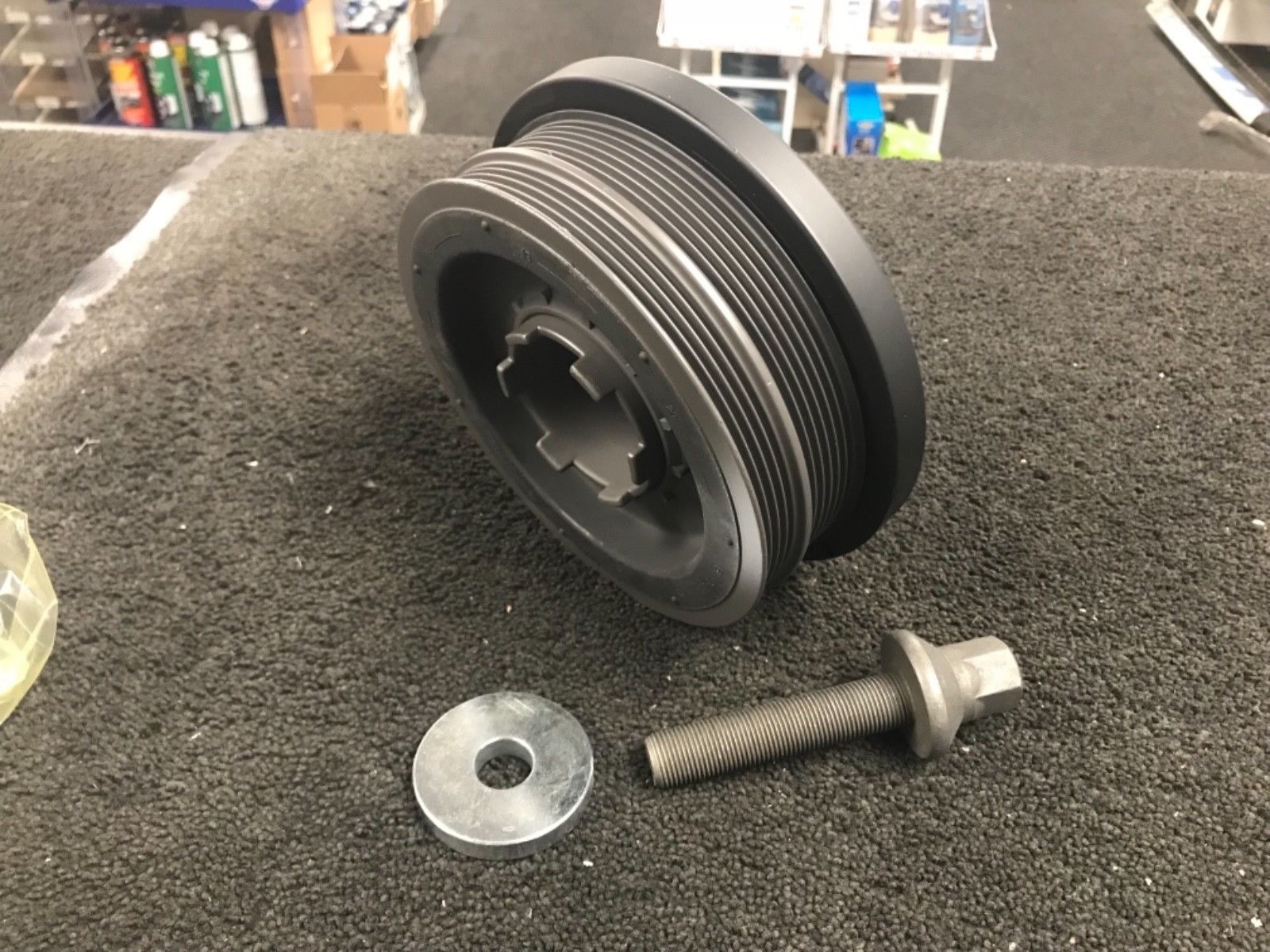 BMW 520D E60 318D 320D E46 E90 E91 CRANKSHAFT VIBRATION DAMPER PULLEY + BOLT eBay
