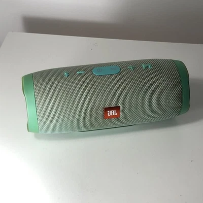 Jbl Charge 3 Wireless Speaker - Read Description - Photo 1/4