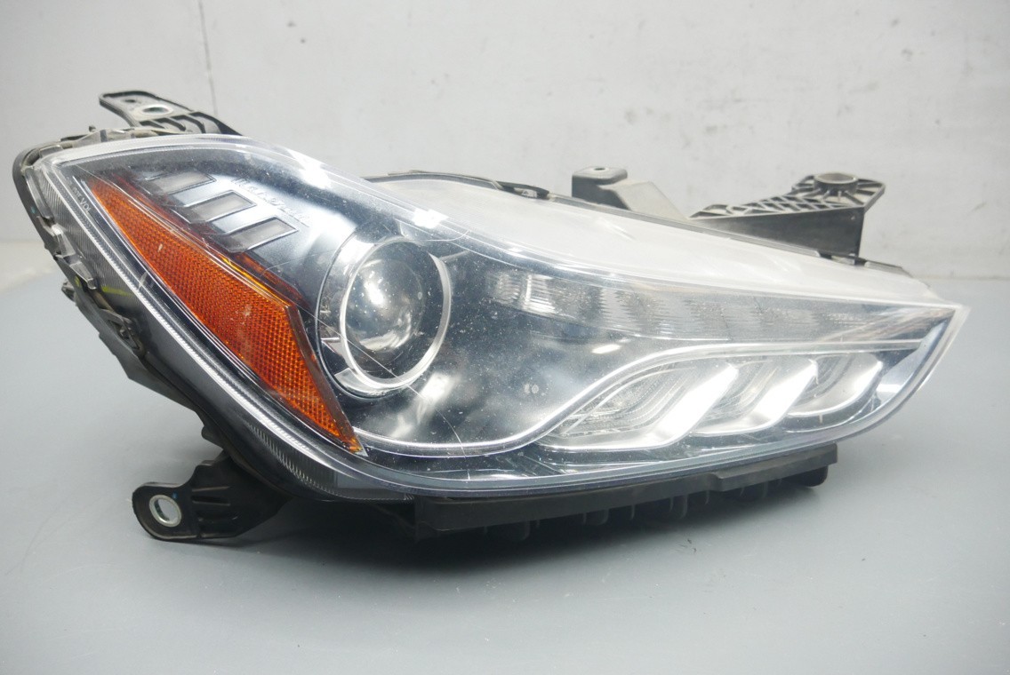 Maserati Ghibli 2014-2017 FRONT+RIGHT Headlight P/N 670005473